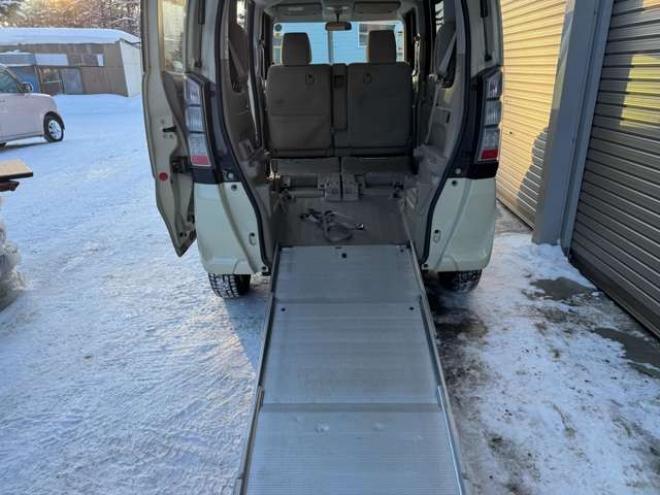 N-BOX+G 車いす仕様車 4WD　車いす固定装置 福祉車両 660