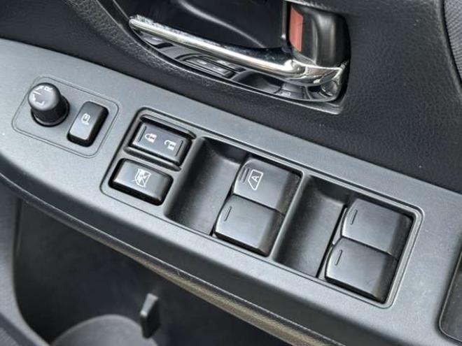 インプレッサスポーツ 1.6 i-L 4WD　HID 1600