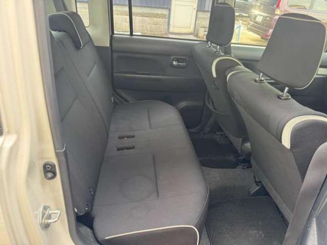 ピクシススペースカスタム X 4WD　夏冬タイヤ　ナビ　TV　HID　Bluetooth 660