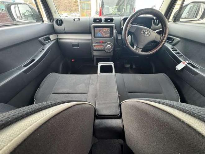 ピクシススペースカスタム X 4WD　夏冬タイヤ　ナビ　TV　HID　Bluetooth 660