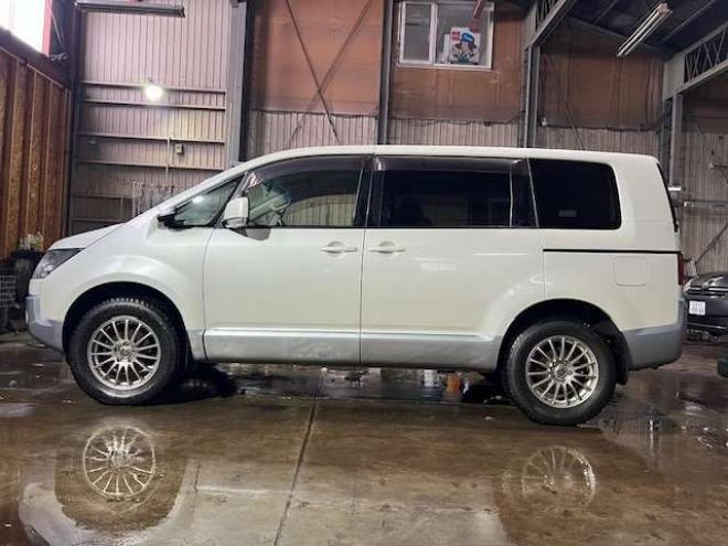 デリカD：5 2.2 D パワーパッケージ ディーゼルターボ 4WD　ディーゼルターボ・SDナビ・新規車検整備付 2300