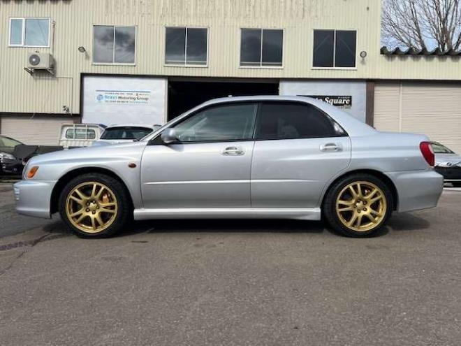 インプレッサSTI 2.0 WRX 4WD　6速MT・法定12ヵ月点検整備付 2000