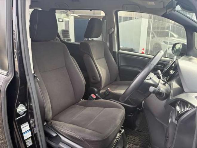 エスクァイア2.0 Xi 4WD　 2000