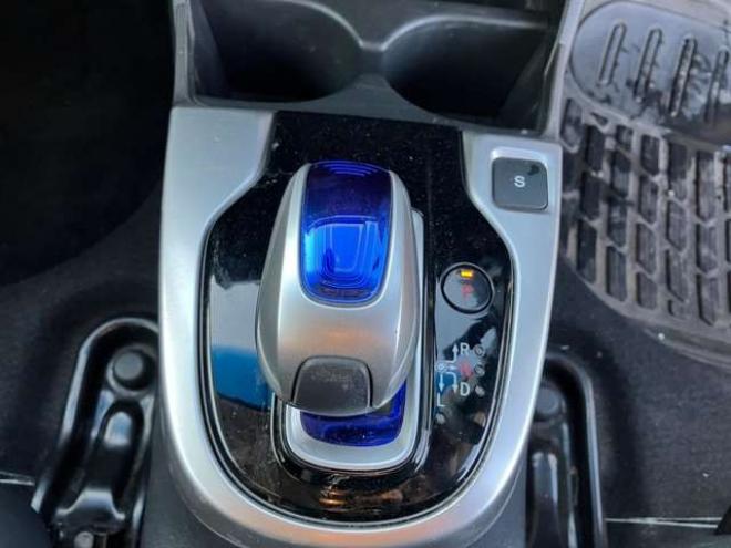 フィット1.5 ハイブリッド Lパッケージ 4WD　 1500