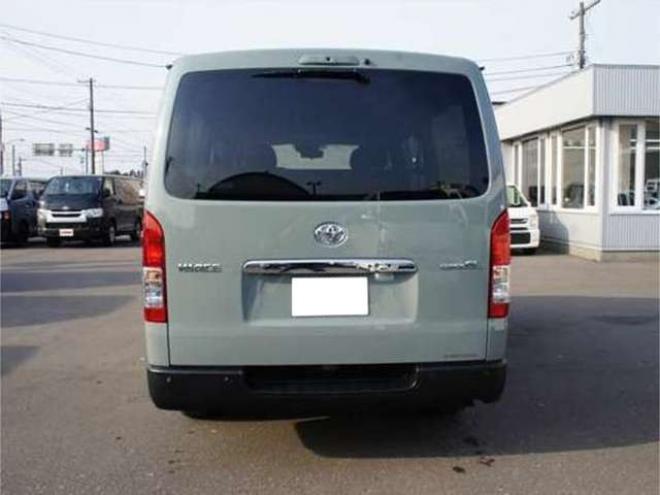 ハイエースバン2.8 スーパーGL ロング ディーゼルターボ 4WD　アースカラーPKG　登録済未使用車　アーバンカーキ　　両側パワースライドドア　デジタルインナーミラー　全方位カメラ　バックカメラ　寒冷地仕様　LEDヘッドライト　415コブラフラットベッドキット 登録済未使用車 2800