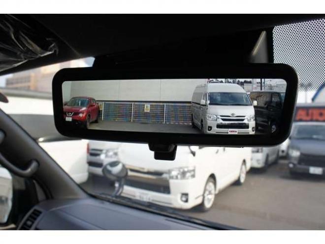 ハイエースバン2.8 スーパーGL ダークプライム S ロングボディ ディーゼルターボ 4WD　ダークプライムS　登録済未使用車　4WD　両側パワースライドドア　デジタルインナーミラー　全方位カメラ　バックカメラ　寒冷地仕様　プッシュスタート　スマートキー　415COBRAフラットベッドキット 登録済未使用車 2800