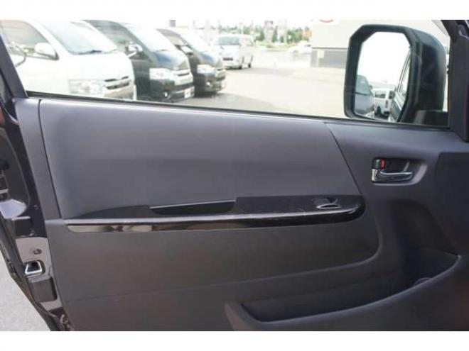 ハイエースバン2.8 スーパーGL ダークプライムII ロングボディ ディーゼルターボ 4WD　415COBRA　クリーンルック3Fスポ&BY2ボンネット&ステージ2ルーフスポ&バッドラッカーIII17インチAW&フラットベッドキット　ヨコハマPARADA17インチ　デジタルインナー　パノラマモニター　両側パワースライドドア 2800