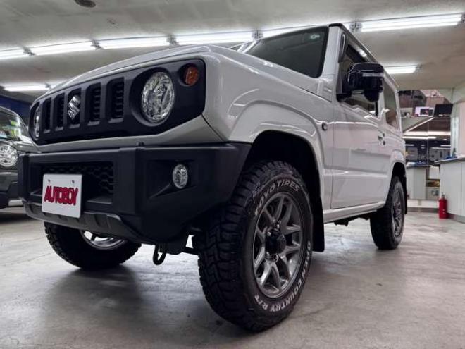 ジムニーXC 4WD　スマートキー・スズキセーフティ・シートヒーター・Pioneer7インチフルセグナビ・carrozzeriaサブウーハー・スズキ純正アルミホイール・TOYOオープンカントリーR/T-185/85R16 660