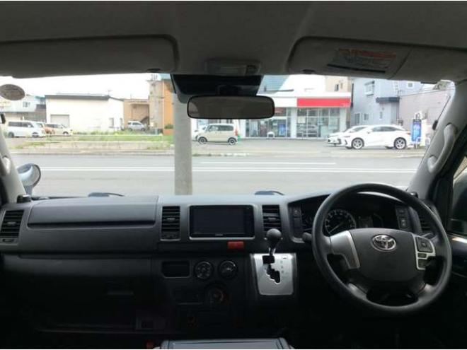 ハイエースバン2.8 DX ロング GLパッケージ ディーゼルターボ 4WD　キーレス　両側スライドドア　バックカメラ　メモリナビ　フルセグTV　フロントフォグランプ　衝突被害軽減システム　車線逸脱防止　横滑り防止装置　パワーヒート　オートマチックハイビーム　電動格納ミラー 2800