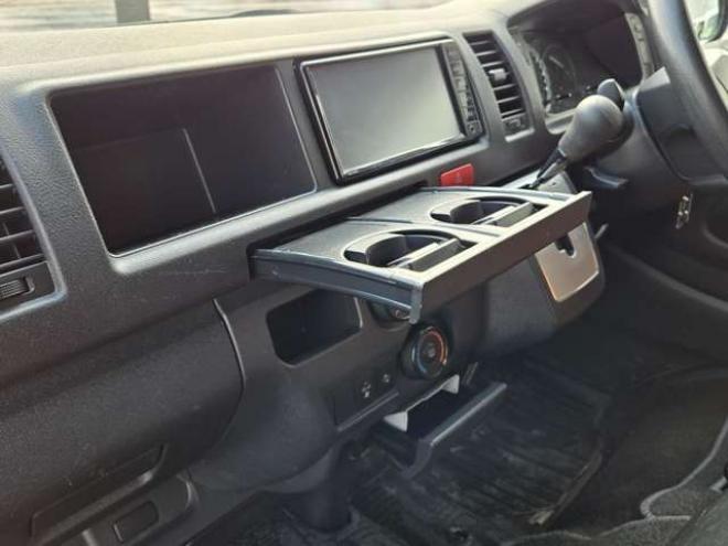 ハイエースバン2.8 DX ワイド スーパーロング ハイルーフ GLパッケージ ディーゼルターボ 4WD　COBRA丸目ヘッドライトKIT　SAFARIフロントスポイラー　リアヒーター&クーラー　キーレス　純正ナビ　ワンセグTV　Bカメラ　オートマチックハイビーム　横滑り防止　車線逸脱　衝突被害軽減　ETC　電動格納ミラー 2800