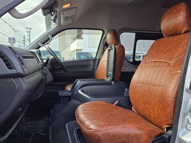 ハイエースバン2.8 DX ワイド スーパーロング ハイルーフ GLパッケージ ディーゼルターボ 4WD　COBRA丸目ヘッドライトKIT　SAFARIフロントスポイラー　リアヒーター&クーラー　キーレス　純正ナビ　ワンセグTV　Bカメラ　オートマチックハイビーム　横滑り防止　車線逸脱　衝突被害軽減　ETC　電動格納ミラー 2800