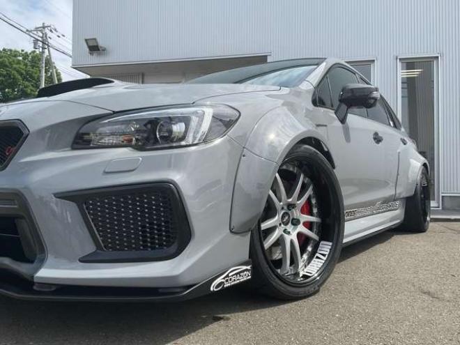 レヴォーグ2.0 STI スポーツ アイサイト 4WD　東京オートサロン2020受賞車　フロント片側60mmワイド　リア片側85mmワイド　ナルドグレー全塗装　BRIDEセミバケットシート　WRX後期Fバンパー　フロント6POTキャリパー　CUSCO製車高調　車幅公認済み 2000