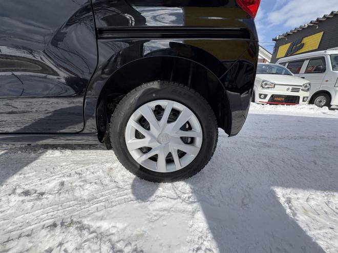 N-BOXN-BOX 4WD L寒冷地仕様　管理車両　ワンオーナー　右パワースライドドアOP LED ＶＳＣ　ブレーキアシスト　８インチナビブルートゥース　純正エンジンスタート　シートヒーター　バイザー　ドラレコ付 4WD 660 5Dr