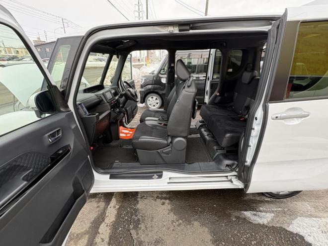 タントTANTO CUSTOM 4WD　X (禁煙車）ワンオーナー　寒冷地仕様　ワンタッチ両パワースライドドア　エンジンスタータ　ブルートースフルセブナビ　バックカメラ　ドラレコ　ハーフレザーシート　ETC　LED シートヒーター　夏タイヤ付　エンジンオイル交換 4WD 660 5Dr