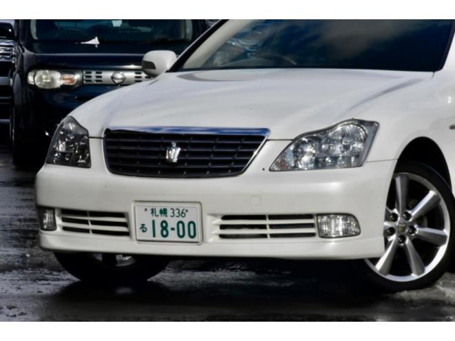 クラウンロイヤルエクストラQパッケージ　４ＷＤ　フルエアロ　アスリート用１８インチアルミ　シートカバー