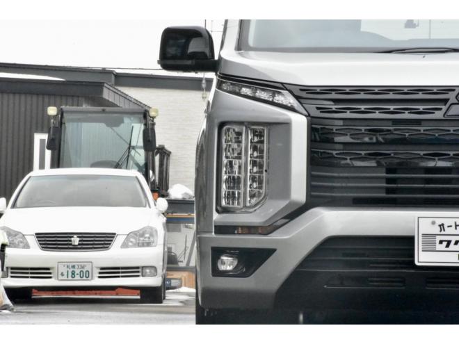 デリカD:5　4WD　G　本州仕入　シャモニー仕様　TAROUSセレクション　ブラックアウトパッケージ