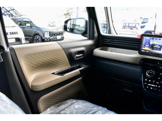 デリカミニ超新型　４WD　Tプレミアムデリマルパッケージ　未使用車　TAROUSセレクション　12.3インチナビ　インターネット10年間使い放題　寒冷地プラスパッケージ