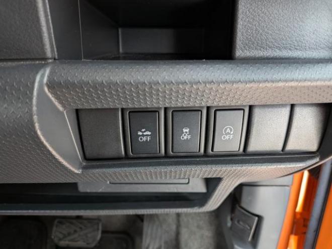 フレアクロスオーバー XG☆アイドリングストップ 4WD 660 5Dr