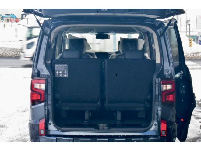 デリカD:5　26型　4WD　P　TAROUSセレクション　未使用車　S-AWC　8インチ液晶メーター　全方位カメラ　