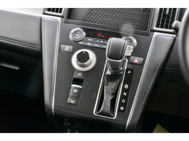 デリカD:5　26型　4WD　P　TAROUSセレクション　未使用車　S-AWC　8インチ液晶メーター　全方位カメラ　