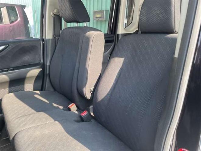 N-BOXカスタムG ターボパッケージ 4WD　クルコン　ターボ　両面Pドア　エンスタ　ナビ　ETC 660