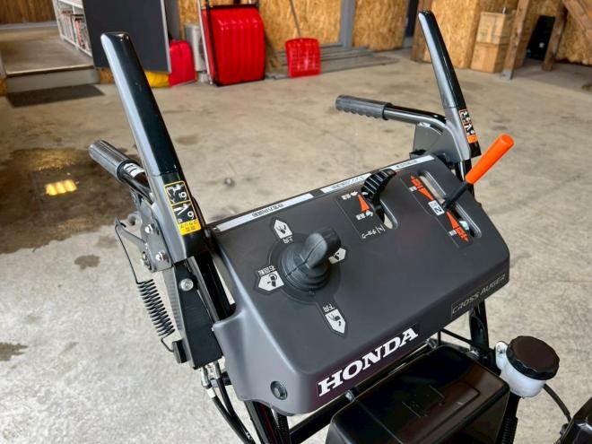 除雪機ホンダ　HSS760n（JX）クロスオーガー