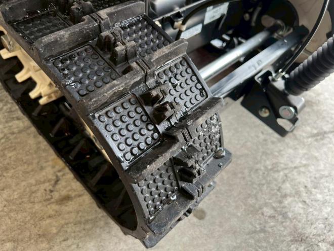 除雪機ホンダ　HSS760ｎ