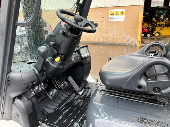 フォークリフト三菱　中古　FD30T5M　建機