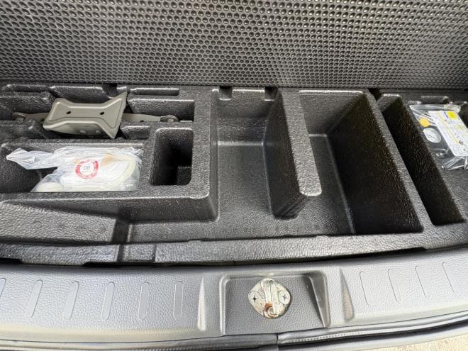 ソリオSORIO 4WD S　寒冷地仕様　両側パワースライドドア　HID ＶＳＣ　純正エアロ　リアスポ　Bluetoothフルセグナビ　バックカメラ　　エンジンスターター　アルミ　スタットレスＶＲＸ３　夏タイヤ付　エンジンオイル交換　禁煙車 4WD 1200 ５Dr