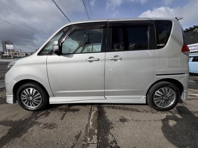 ソリオSORIO 4WD S　寒冷地仕様　両側パワースライドドア　HID ＶＳＣ　純正エアロ　リアスポ　Bluetoothフルセグナビ　バックカメラ　　エンジンスターター　アルミ　スタットレスＶＲＸ３　夏タイヤ付　エンジンオイル交換　禁煙車 4WD 1200 ５Dr