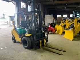 フォークリフト　コマツ　中古　FD25T-16　建機