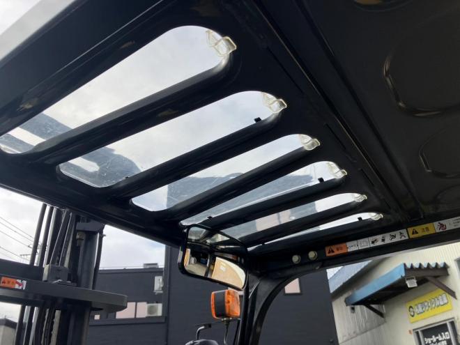 フォークリフトコマツ　中古　FD25T-16　建機