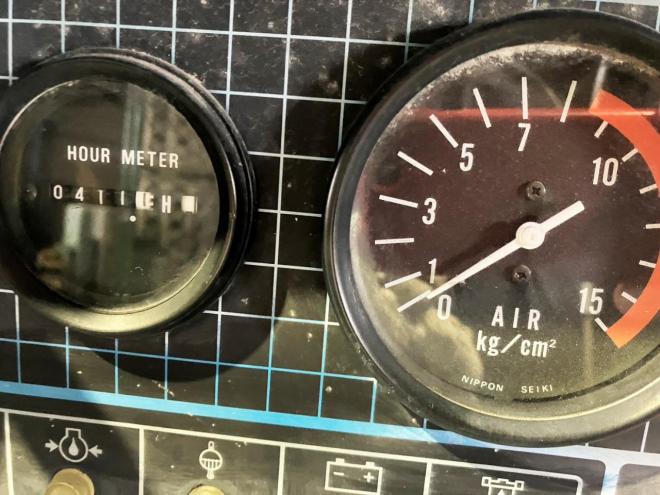 コンプレッサー北越　中古　エアマン　PDS125S　エンジンコンプレッサー　動力源