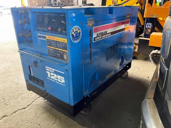 コンプレッサー北越　中古　PDS125S　エアマンエンジンコンプレッサー　動力源