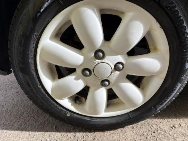 ラパン（特別価格車）X 4WD 660 5Dr