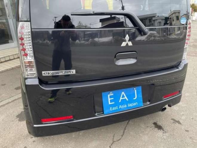 eKスポーツR 4WD　51000キロ/インタークーラーターボ/ナビ・TV/タイミングベルト交換済み/パナソニック・カオスバッテリー搭載/ウインカーミラー/HIDヘッドライト/シートヒーター/キーレス/4速AT/車検整備2年付き/法廷整備/禁煙車 660