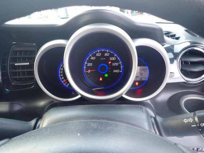 N-BOXカスタムGLパッケージ検10/2ナビテレビ パワースライドドア 革調シートカバー バッテリー新品 4WD 660 5Dr