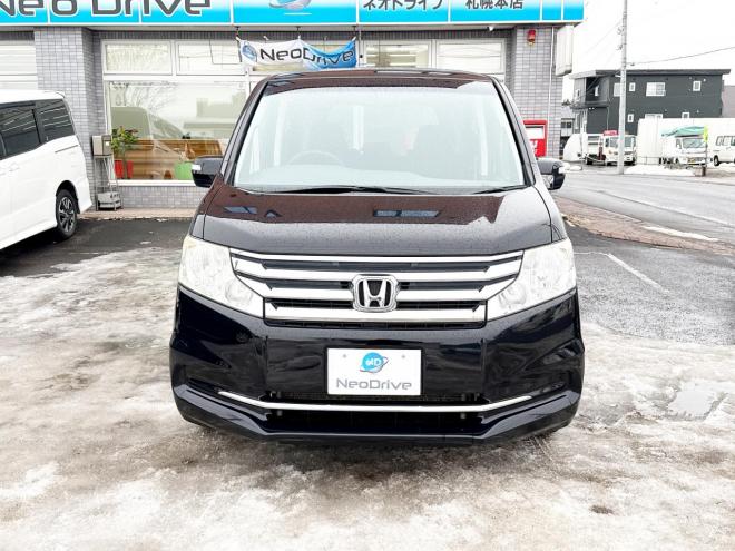 ステップワゴン2.0Gコンフォート セレクション 4WD　ローンが不安な方＜優遇ローン＞寒冷地仕様　両側パワースライドドア　純正ナビ　 4WD