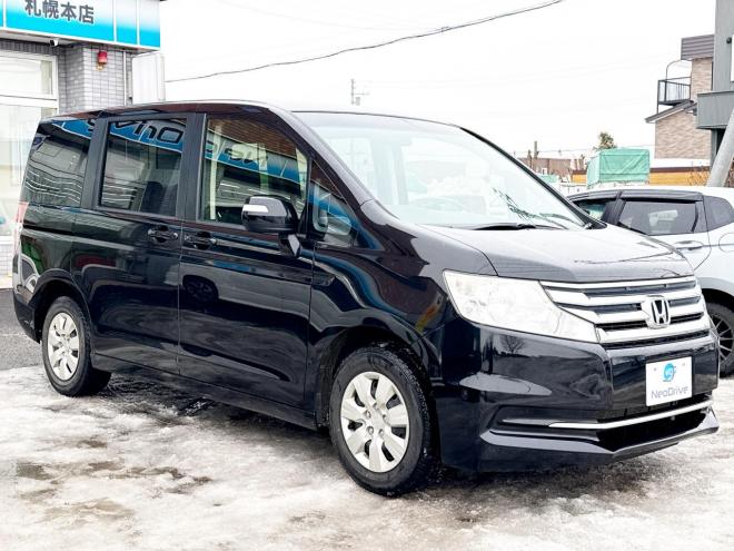 ステップワゴン2.0Gコンフォート セレクション 4WD　ローンが不安な方＜優遇ローン＞寒冷地仕様　両側パワースライドドア　純正ナビ　 4WD