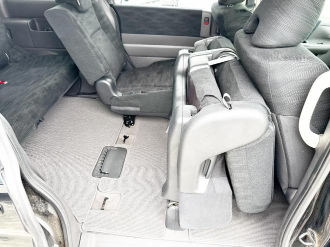 ステップワゴン2.0Gコンフォート セレクション 4WD　ローンが不安な方＜優遇ローン＞寒冷地仕様　両側パワースライドドア　純正ナビ　 4WD