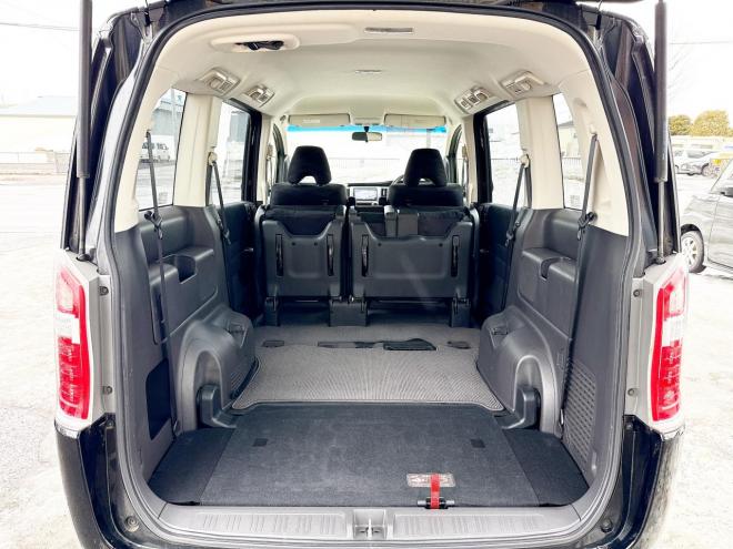 ステップワゴン2.0Gコンフォート セレクション 4WD　ローンが不安な方＜優遇ローン＞寒冷地仕様　両側パワースライドドア　純正ナビ　 4WD