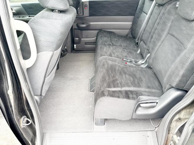 ステップワゴン2.0Gコンフォート セレクション 4WD　ローンが不安な方＜優遇ローン＞寒冷地仕様　両側パワースライドドア　純正ナビ　 4WD