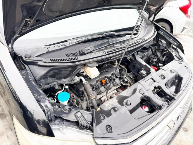 ステップワゴン2.0Gコンフォート セレクション 4WD　ローンが不安な方＜優遇ローン＞寒冷地仕様　両側パワースライドドア　純正ナビ　 4WD