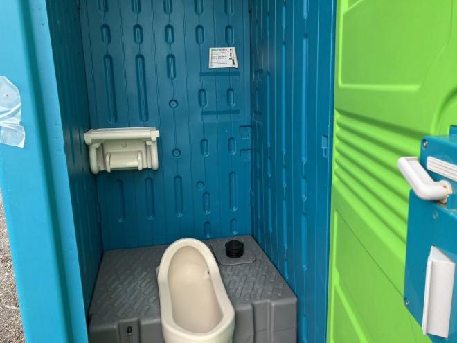 仮設トイレ中古　簡易水洗トイレ　シングル　仮設資材