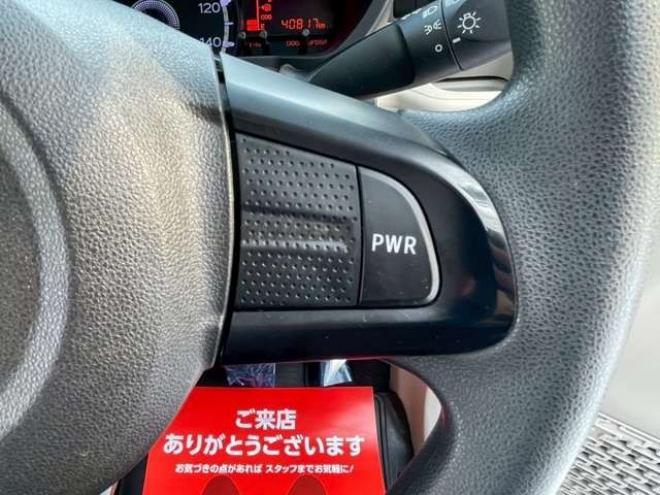 ムーヴL 4WD　アイドリングストップ　シートヒーター　ABS　横滑り防止装置　キーレス　エアコン　パワーウィンドウ　パワステ　寒冷地仕様 660