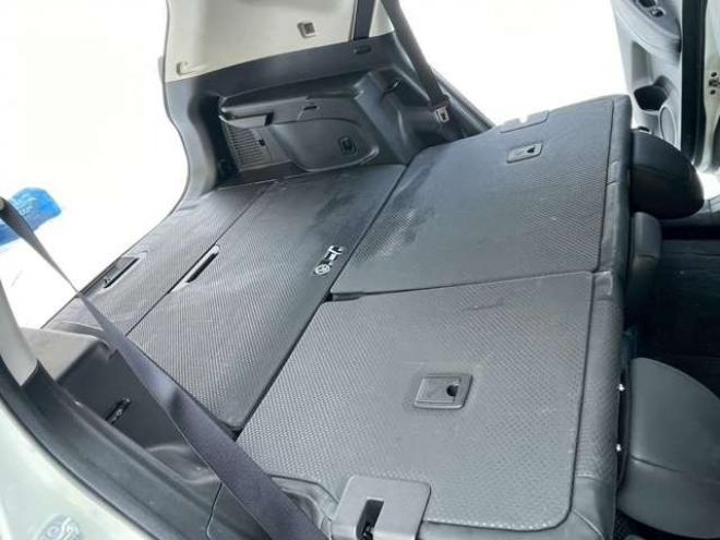 エクストレイル2.0 20S 2列車 4WD　ETC　パワステ　パワーウィンドウ　ABS　アイドリングストップ　エアコン　ナビ　キーレスエントリー　寒冷地仕様 2000