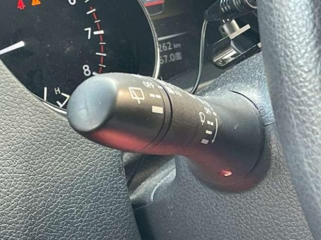 エクストレイル2.0 20S 2列車 4WD　ETC　パワステ　パワーウィンドウ　ABS　アイドリングストップ　エアコン　ナビ　キーレスエントリー　寒冷地仕様 2000