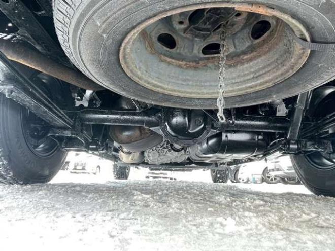 キャラバンNV350 2.5 プレミアムGX ロングボディ ディーゼルターボ 4WD　ETC　ベットキット　スマートキー　キーレス　パワーウィンドウ　ABS　エアコン　パワステ　盗難防止装置　両側スライドドア 2500