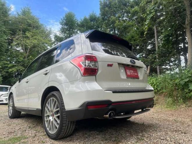 フォレスター2.0 tS 4WD　300台限定車/ターボ/社外ナビ/Bカメラ/電動リアゲート 2000