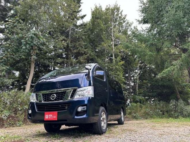 キャラバンNV350 2.5 プレミアムGX ロングボディ ディーゼルターボ 4WD　パワステ　パワーウィンドウ　純正ナビ　社外アルミ　ABS　リアヒーター　フルセグ　バックカメラ　ETC　キーレス　両側スライドドア 2500
